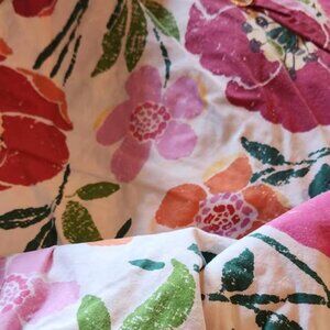 Pottery Barn Nora Queen Duvet and 2 pillow shams